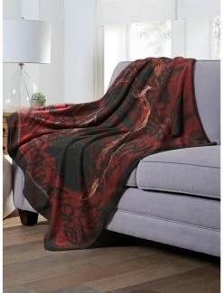 Bedroom A Nightmare On Elm Street Freddy's Claw Throw Blanket -Boxlunch Shop 19293069 av2