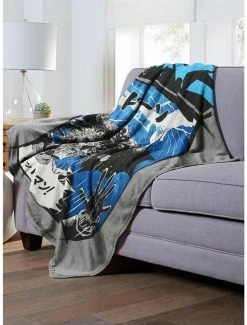 Bedroom DC Comics Batman Anime DC Comics Batman Throw Blanket -Boxlunch Shop 19293326 av2