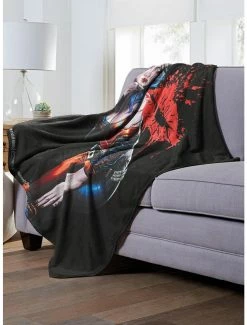 Bedroom DC Comics Batman Harley Cover Throw Blanket -Boxlunch Shop 19293350 av2