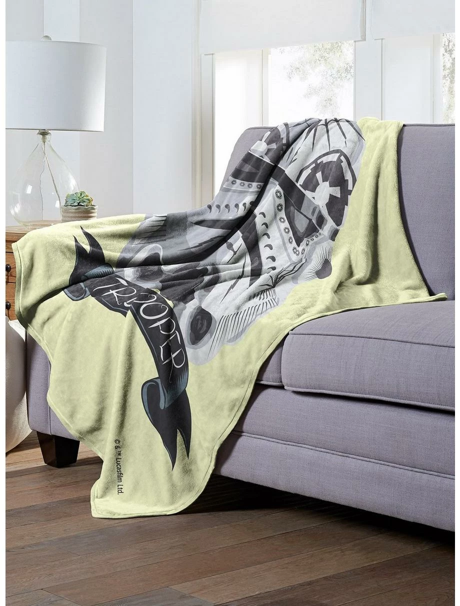 Bedroom Star Wars Storm Trooper Decorated Helmet Throw Blanket - Image 3