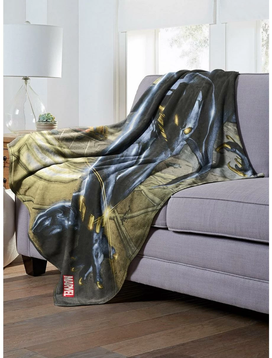 Bedroom Marvel Black Panther Golden Touch Throw Blanket 3 Bedroom Marvel Black Panther Golden Touch Throw Blanket - Image 3