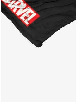 Bedroom Marvel Deadpool Everything Deadpool Throw Blanket -Boxlunch Shop 19293440 av4