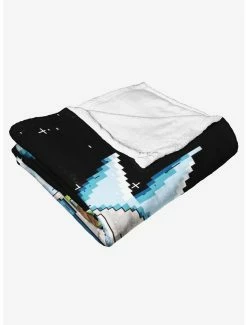 Bedroom Rick And Morty Pixelverse Throw Blanket -Boxlunch Shop 19293494 av3