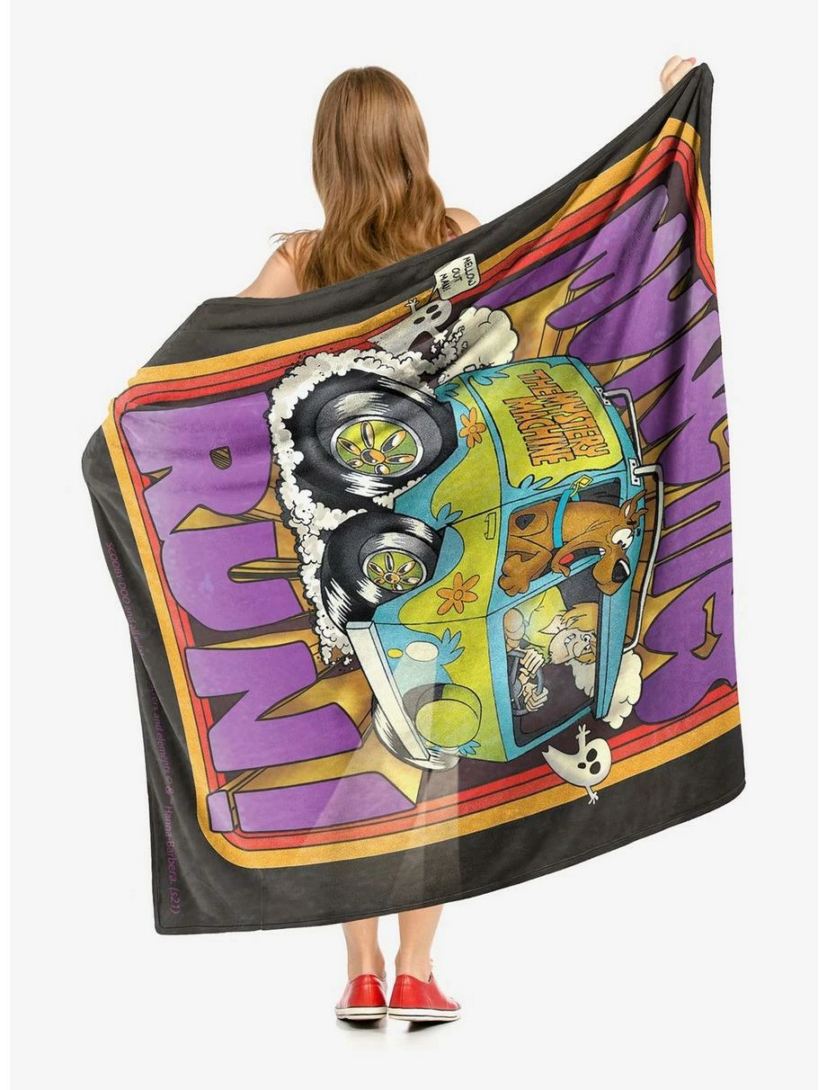 Bedroom Scooby-Doo Munchies Run Throw Blanket 2 Bedroom Scooby-Doo Munchies Run Throw Blanket - Image 2