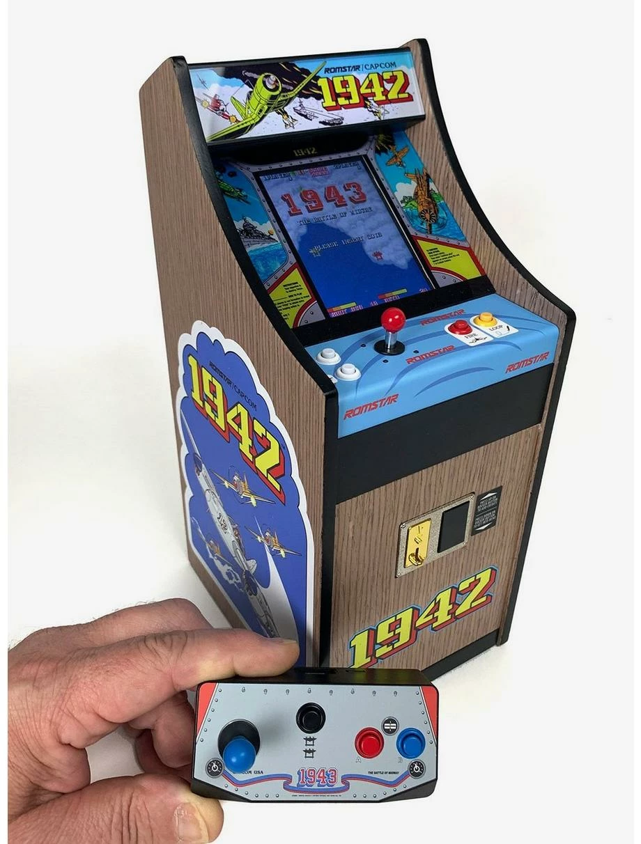 Games New Wave Toys 1942 X RepliCade Mini Arcade - Image 2